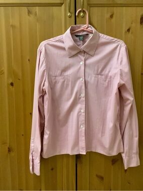 Club Monaco Cotton Button Down Shirt Size: M